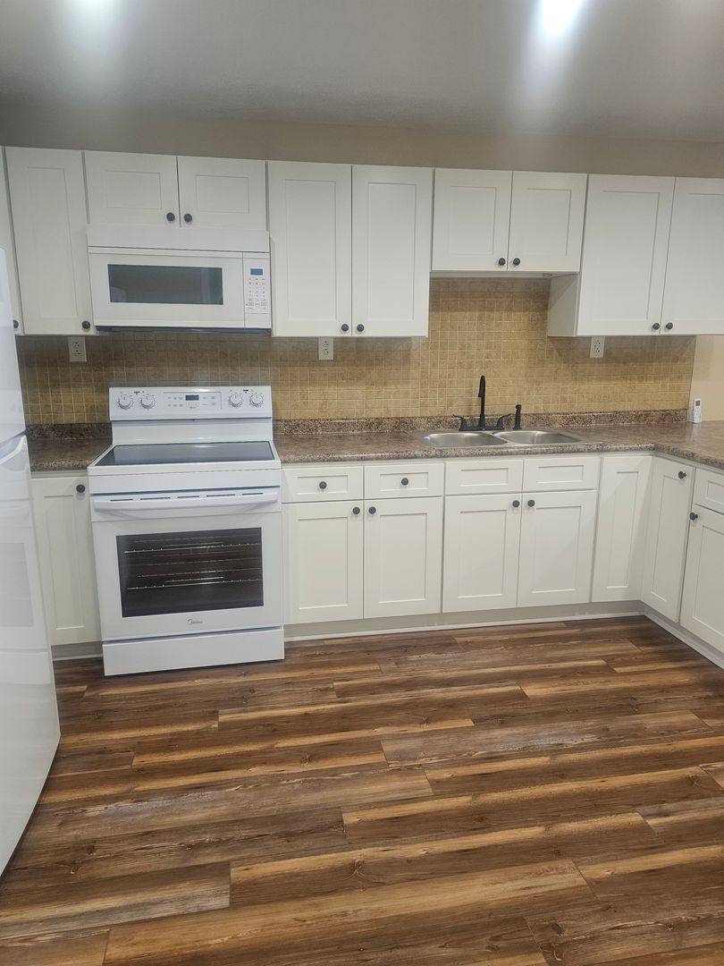 Apartment for rent at 136 Devecchis St, East Freedom, PA 16637