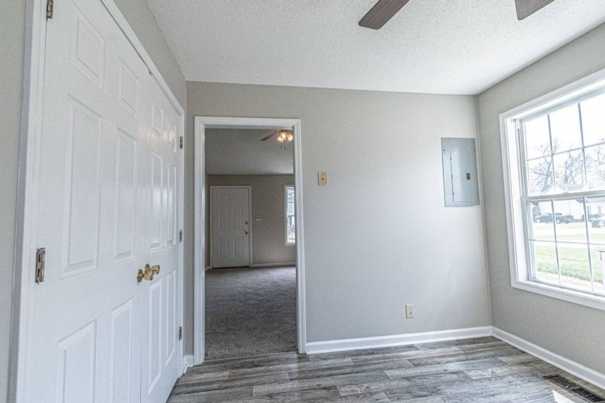 House for rent at 1805 Harbor Dr, Oak Grove, KY 42262
