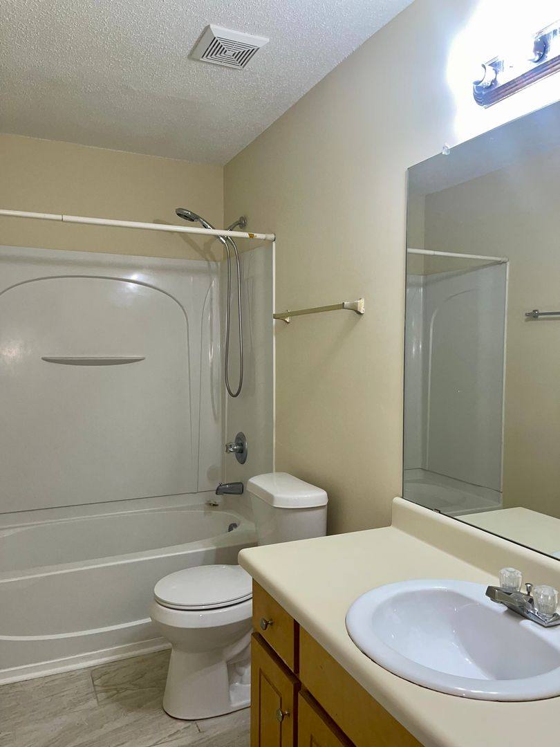 House for rent at 8584 Guthrie Dr, Riverdale, GA 30274
