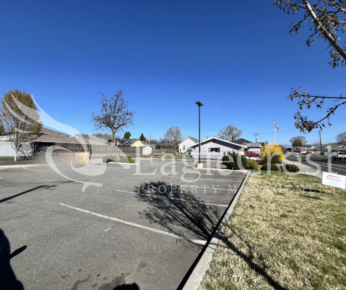 Apartment for rent at 2121 S 2nd Ave, Walla Walla, WA 99362