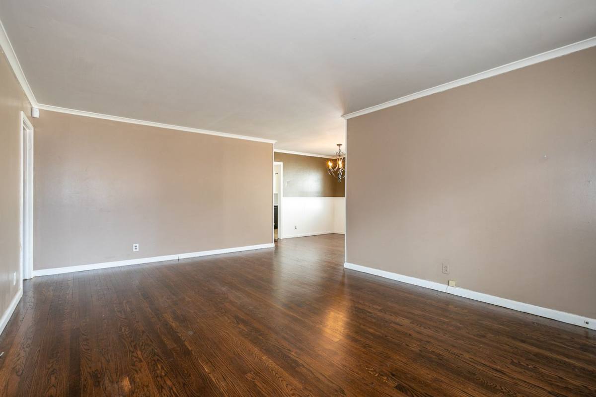 House for rent at 528 S Quebec Ave, Tulsa, OK 74112