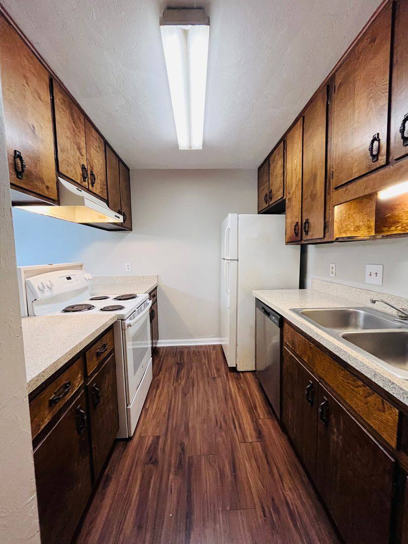 Apartment for rent at 2012 Bradford Court, Tallahassee, FL 32303