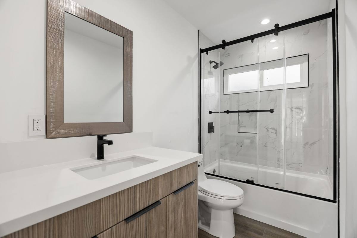 Apartment for rent at 8777 Cadillac Ave, Los Angeles, CA 90034