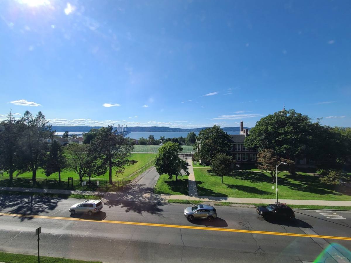 Apartment for rent at 102 S Broadway, Tarrytown, NY 10591