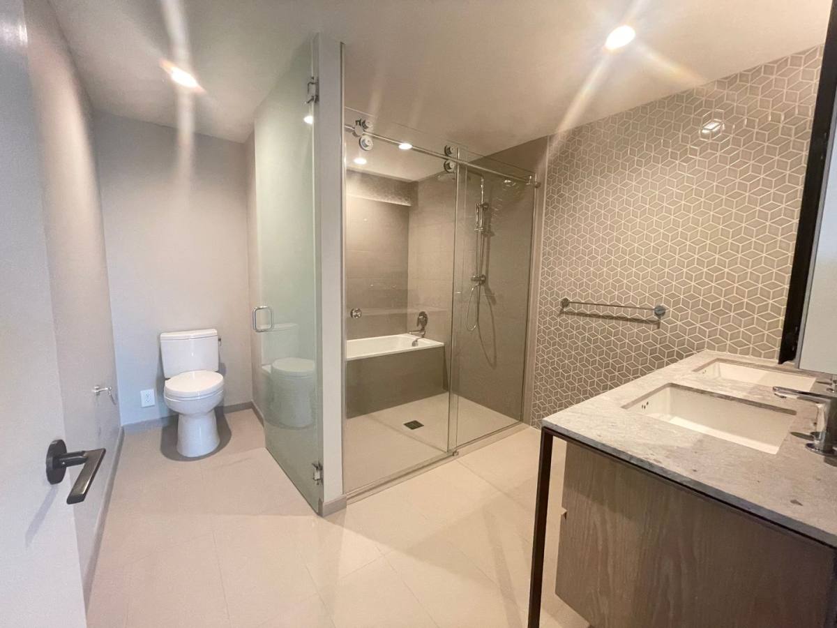 House for rent at 1000 Auahi St, Honolulu, HI 96814