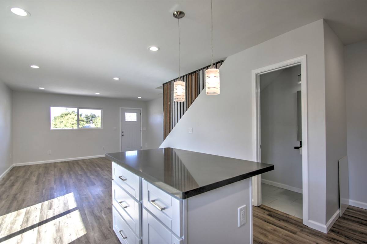Apartment for rent at 3148 - 3150 Florine Dr, Lemon Grove, CA 91945