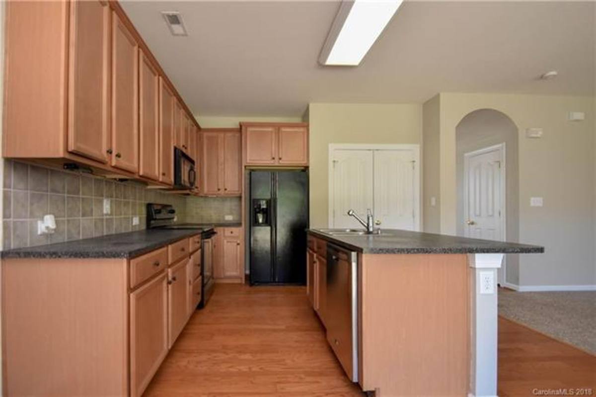 House for rent at 16022 Prescott Hill Ave, Charlotte, NC 28277
