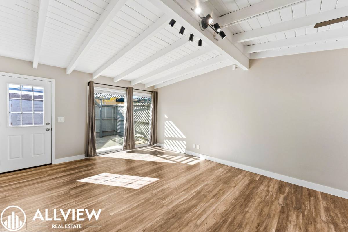 Apartment for rent at 314 Ogle St, Costa Mesa, CA 92627