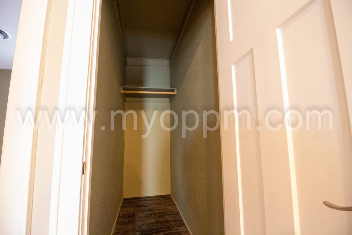 Apartment for rent at 1322 1324 S, Omaha, NE 68108