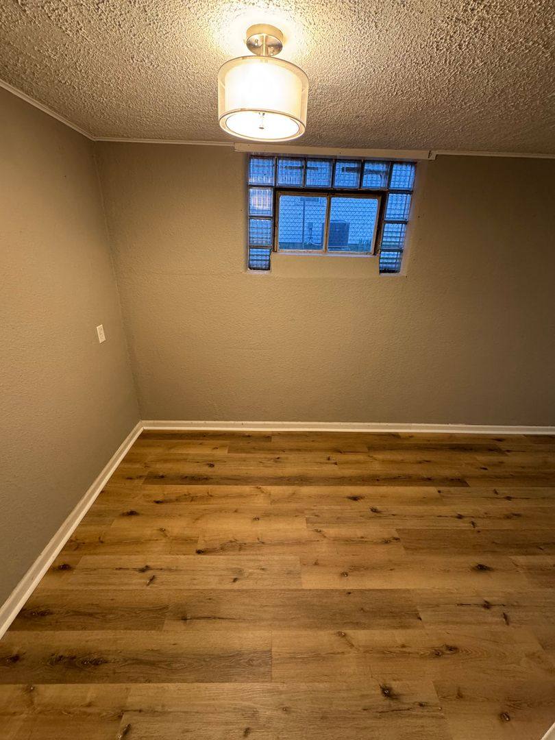 Apartment for rent at 941 Sheridan, Salina, KS 67401