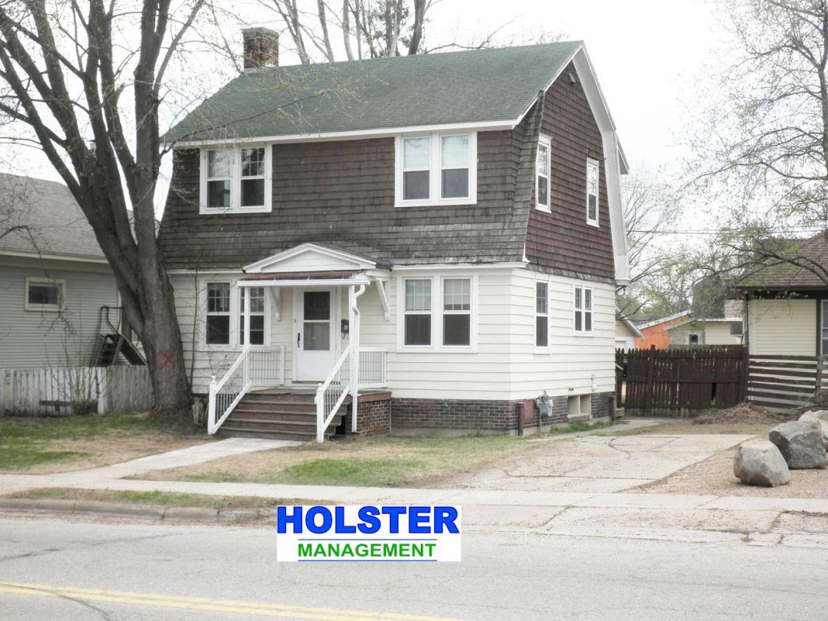 House for rent at 605 E Thomas St, Wausau, WI 54403