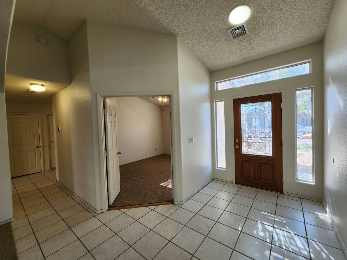 House for rent at 1720 Navarre Lane, Henderson, NV 89014