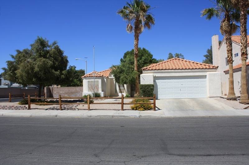 House for rent at 1720 Navarre Lane, Henderson, NV 89014