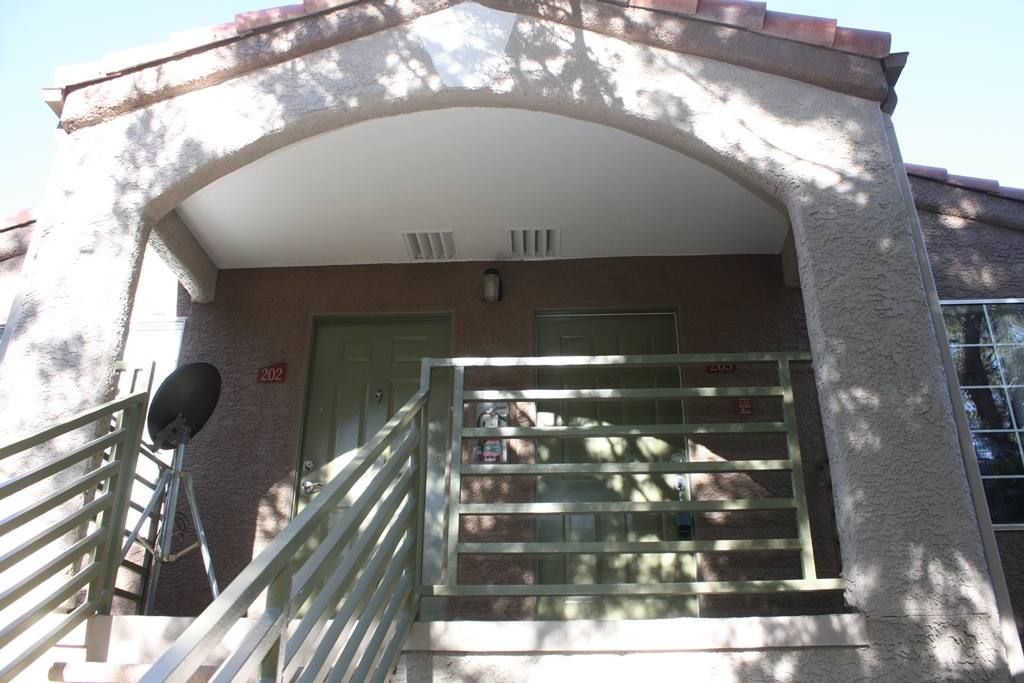 House for rent at 7730 Secret Shore Dr, Las Vegas, NV 89128