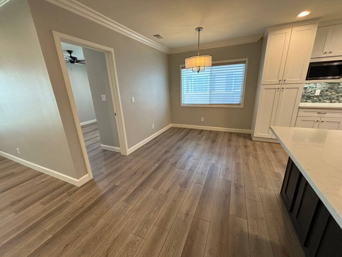 Apartment for rent at 5502 Adenmoor Ave, Lakewood, CA 90713