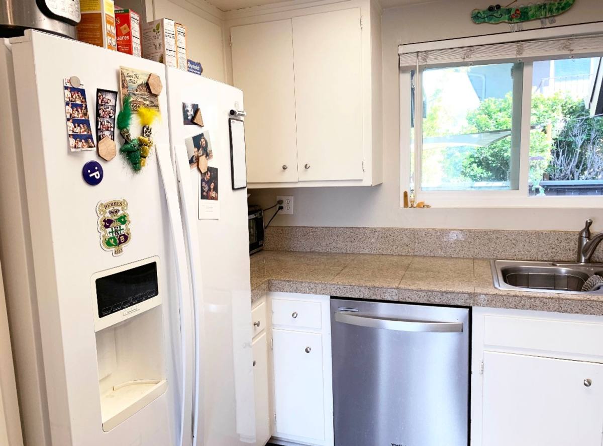 Apartment for rent at 721 Amigos Way, Newport Beach, CA 92660