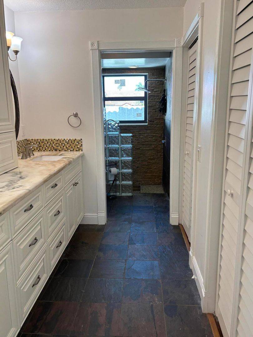 House for rent at 2199 Charleston, Fort Lauderdale, FL 33326