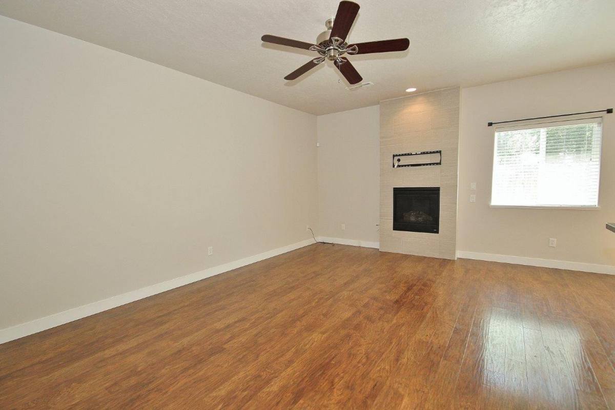 Townhouse for rent at 5052 N Alworth St, Garden City, ID 83714