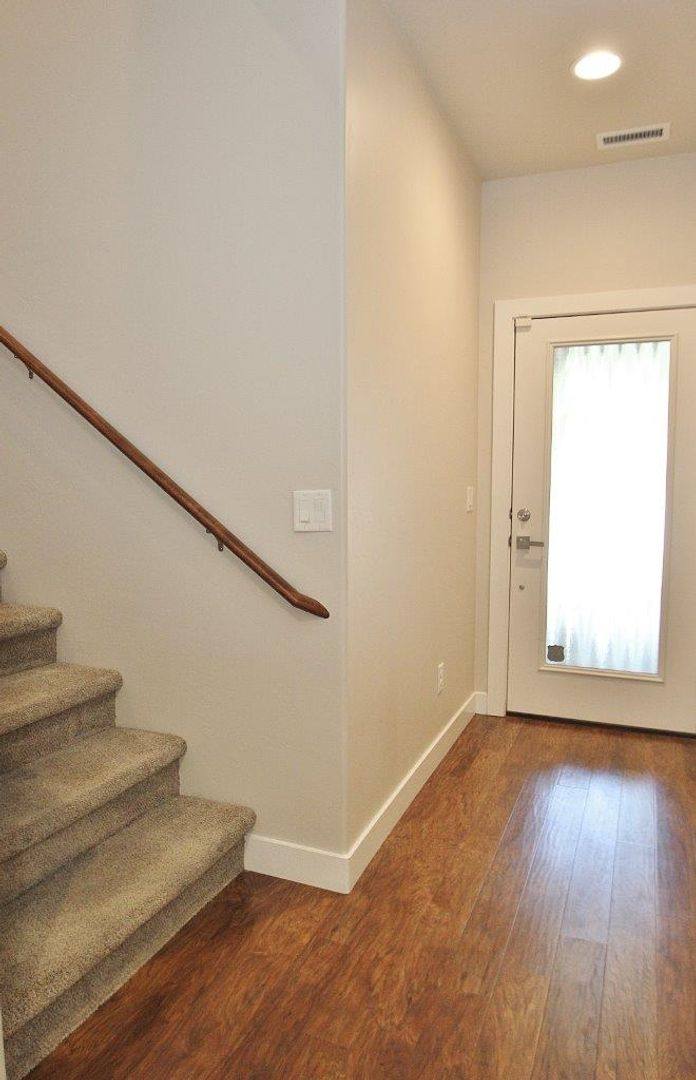 Townhouse for rent at 5052 N Alworth St, Garden City, ID 83714