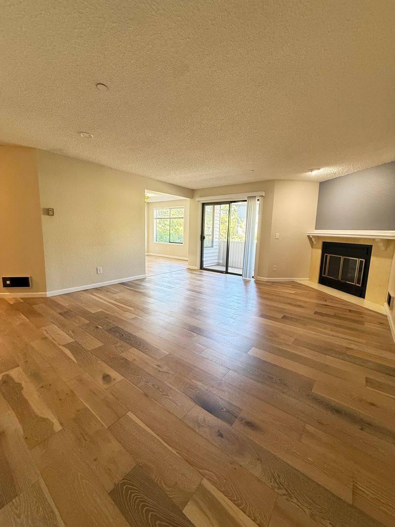 Condo for rent at 18606 52nd Ave W, Lynnwood, WA 98037