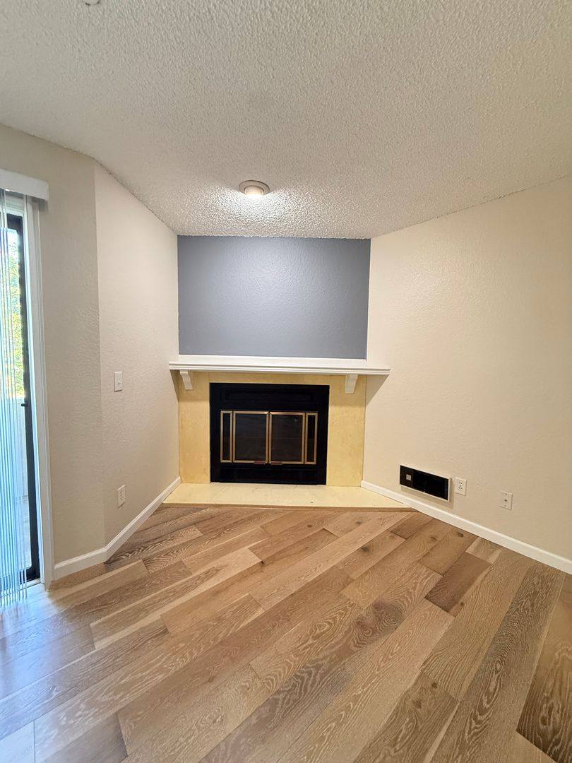 Condo for rent at 18606 52nd Ave W, Lynnwood, WA 98037