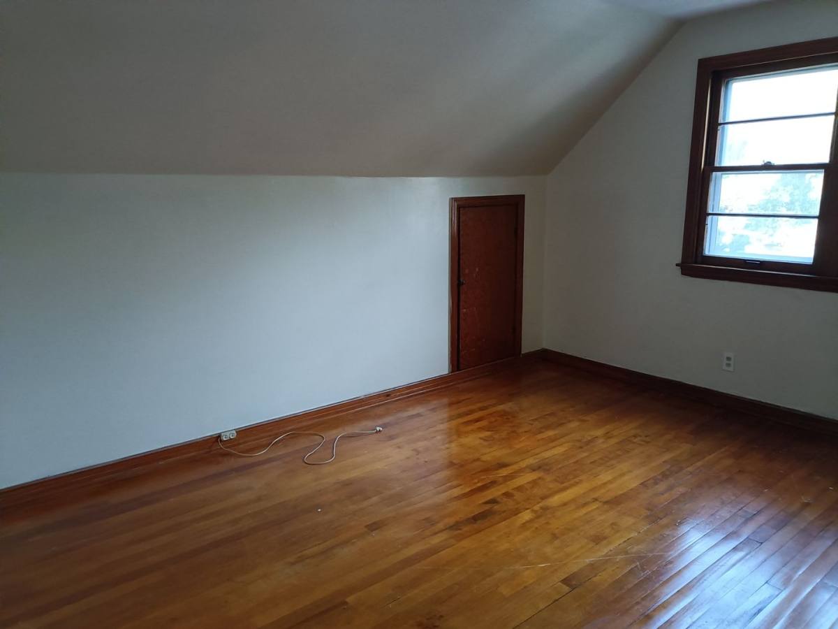 Apartment for rent at 5512 N 52nd St, Milwaukee, WI 53218