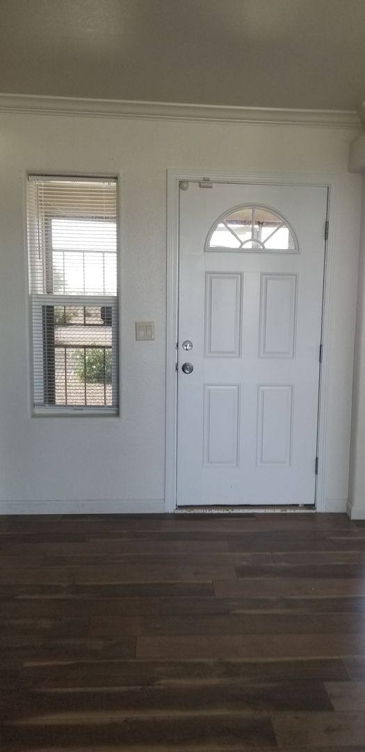 House for rent at 18011 Brimhall Rd, Bakersfield, CA 93314