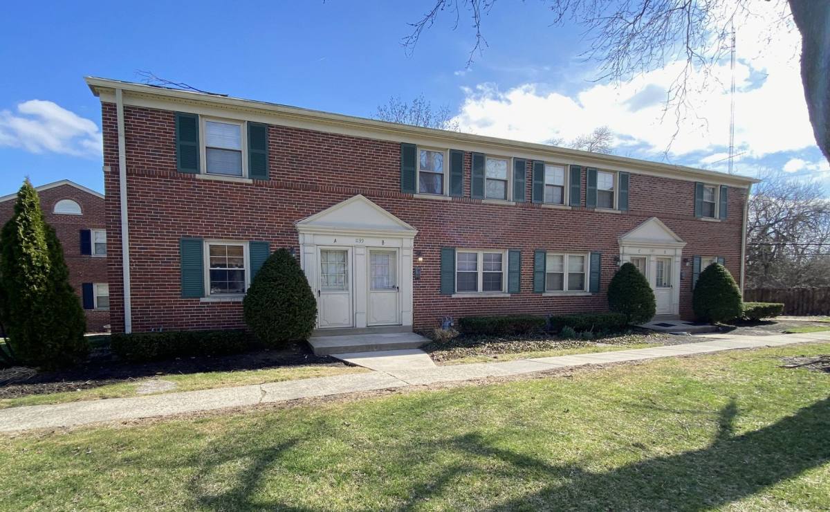 Apartment for rent at 1139 - B Sells Ave, Columbus, OH 43212