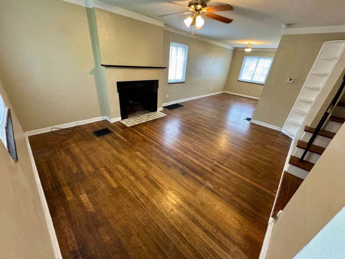 Apartment for rent at 1684-1690 NW Blvd, Columbus, OH 43212