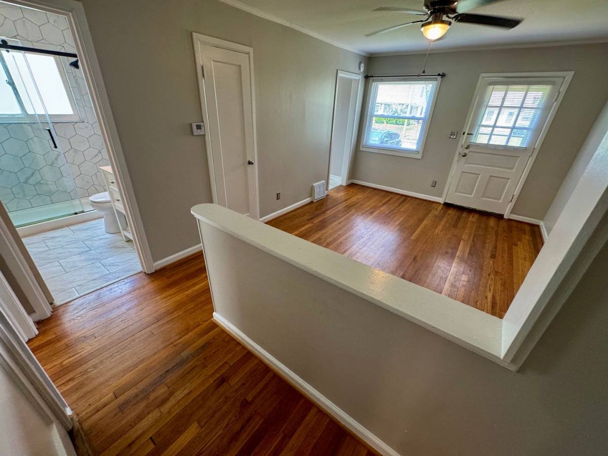 Apartment for rent at 1545-1547 W 7th Ave, Columbus, OH 43212