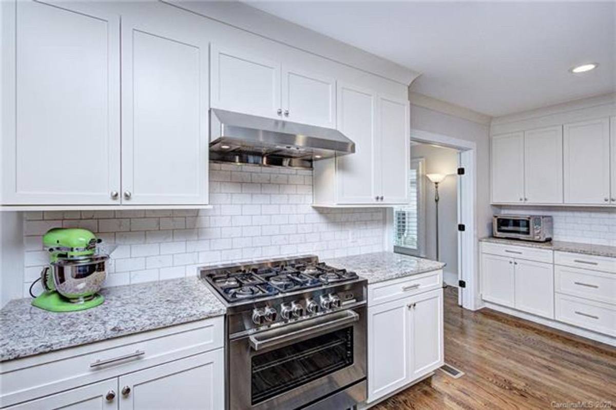 House for rent at 3215 Cambridge Rd, Charlotte, NC 28209