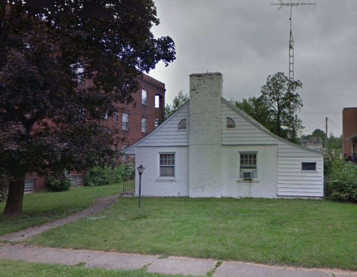 House for rent at 1242 Logan Ave NW, Canton, OH 44703