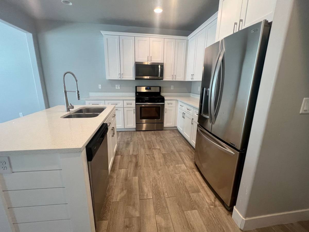 Townhouse for rent at 1732 W Thira Lane, South Jordan, UT 84095