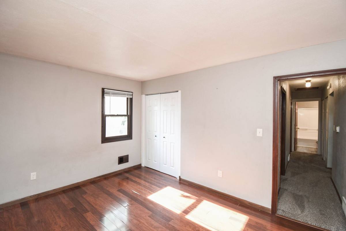 House for rent at 900 S Marday Ave, Sioux Falls, SD 57103