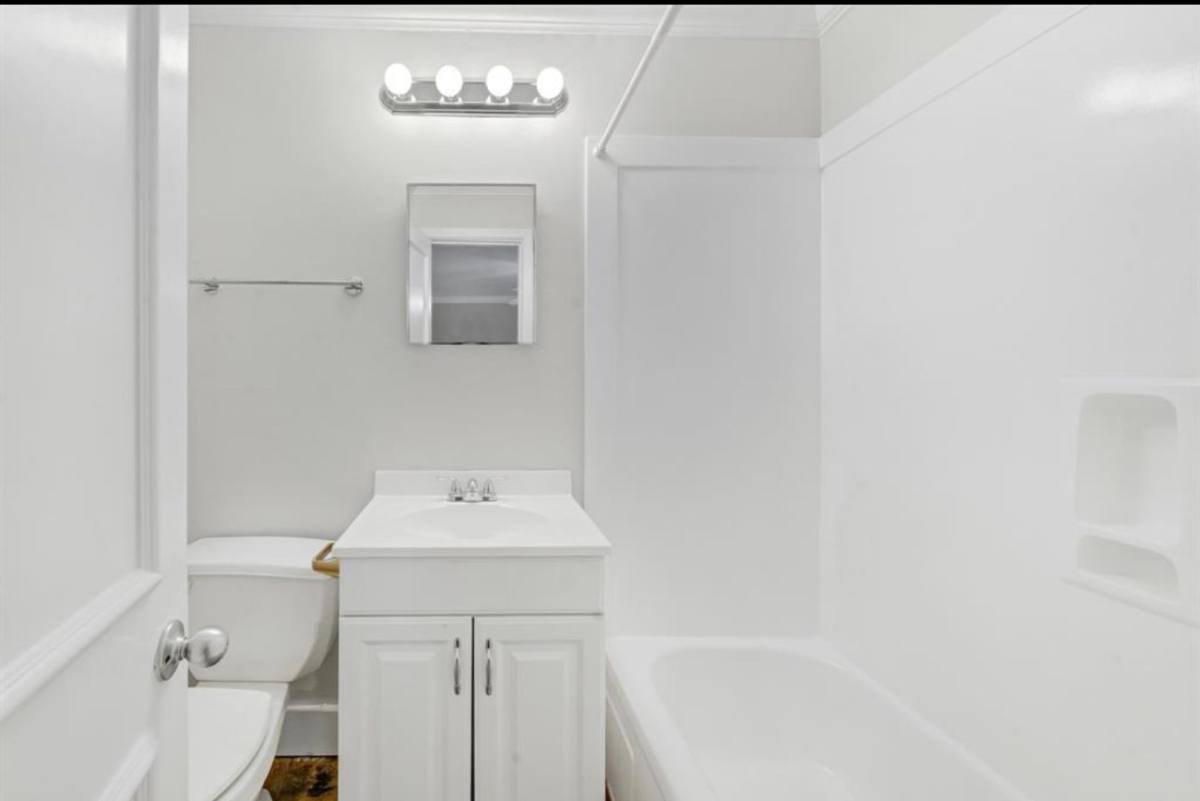 Apartment for rent at 2322 Richton St, Houston, TX 77098