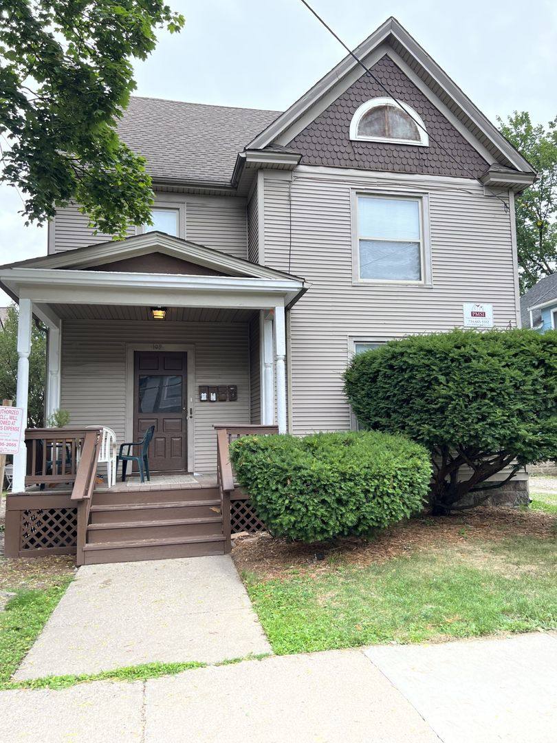 Apartment for rent at 109 Nthayer St, Ann Arbor, MI 48104