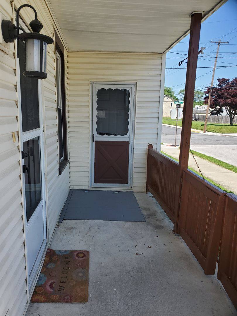 Townhouse for rent at 254 Franklin St, Carlisle, PA 17013