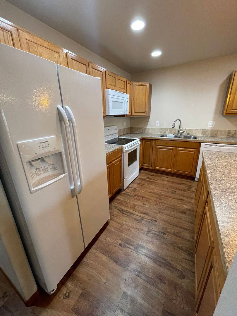 Apartment for rent at 71 S 39th 101-114, West Richland, WA 99353