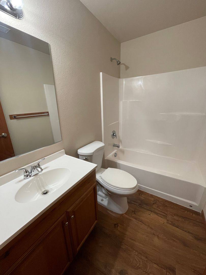 Apartment for rent at 71 S 39th 101-114, West Richland, WA 99353