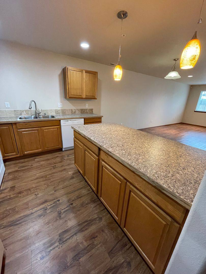 Apartment for rent at 71 S 39th 101-114, West Richland, WA 99353