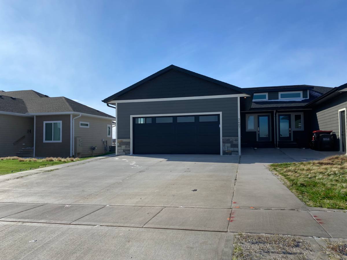 House for rent at 2607 E Sunburst Dr, Brandon, SD 57005