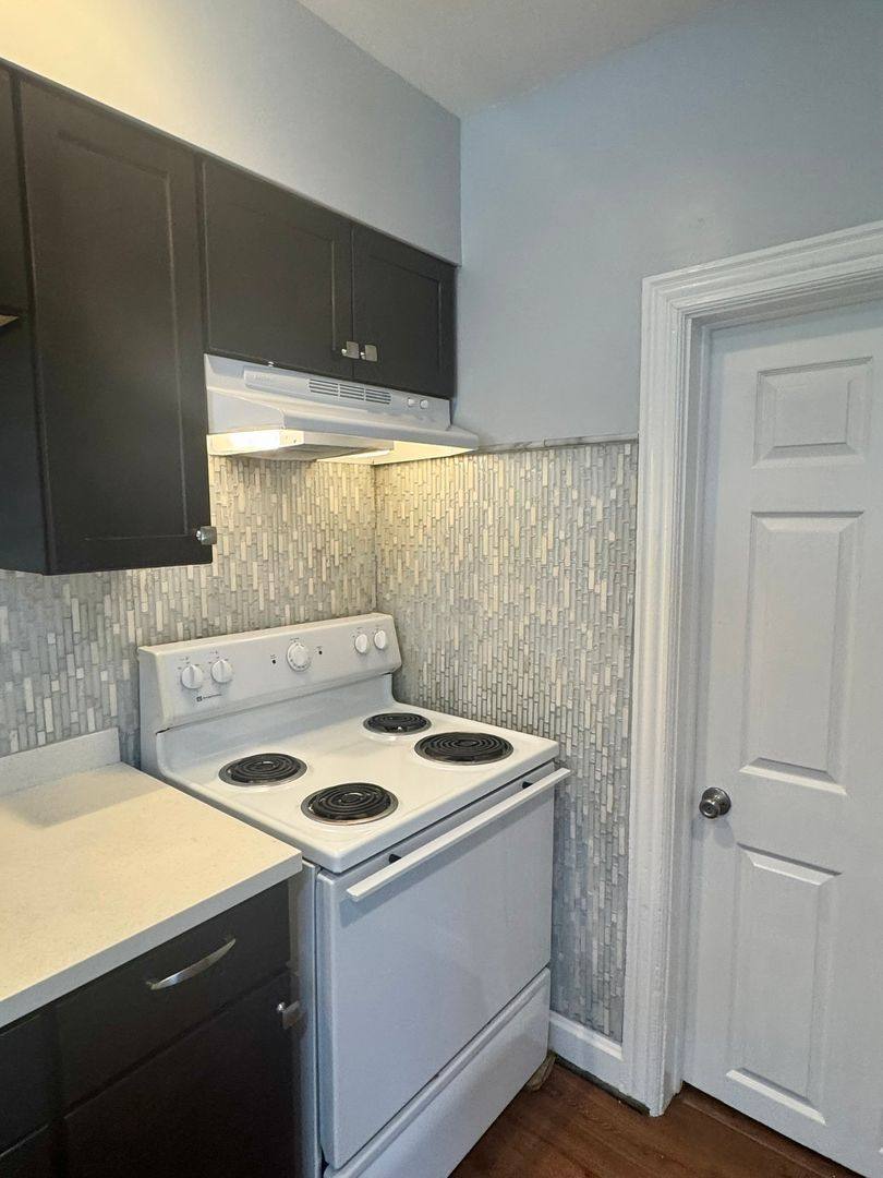Apartment for rent at 201 W Water St, Middletown, PA 17057