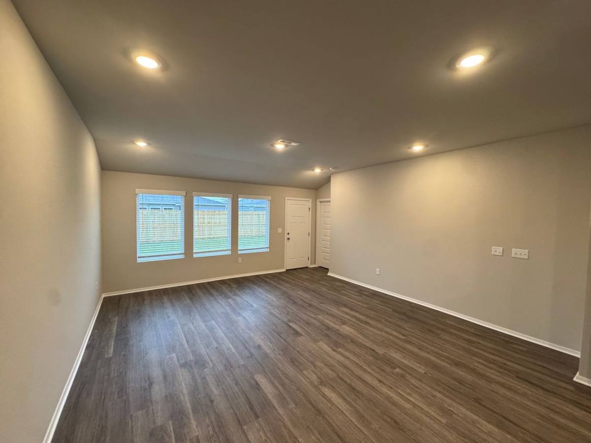 House for rent at 6505 NW Vandergriff St, Bentonville, AR 72713