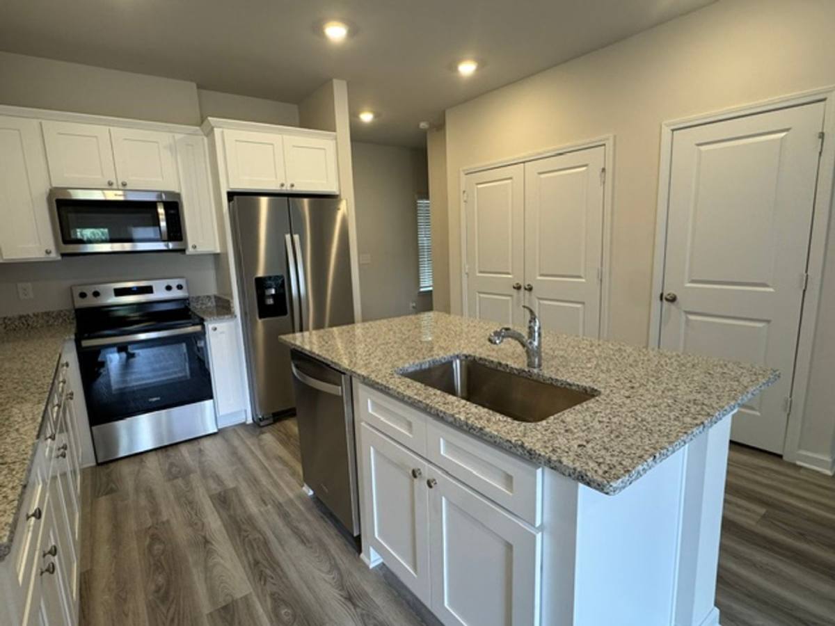 Townhouse for rent at 234 Rooker Dr, Lagrange, GA 30241