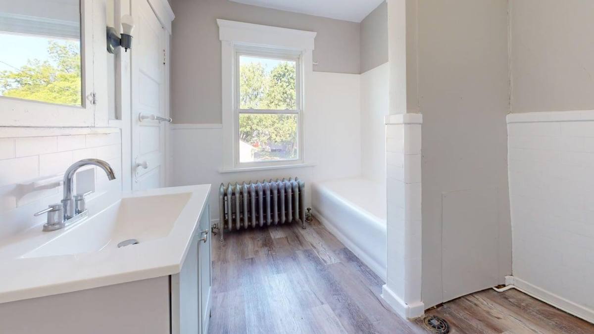 Apartment for rent at 1317 Saint Elmo Ave NE, Canton, OH 44705
