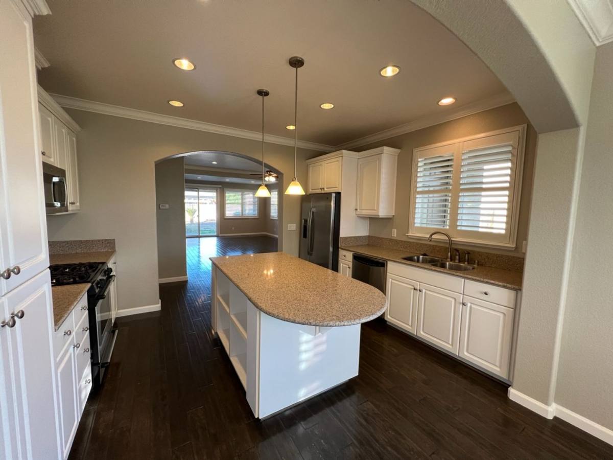 House for rent at 937 Jasmine Hollow Dr, Manteca, CA 95337