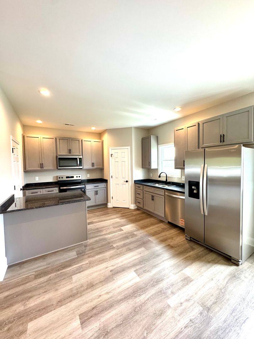 Townhouse for rent at 678 Zephyr Dr, Harrisonburg, VA 22801