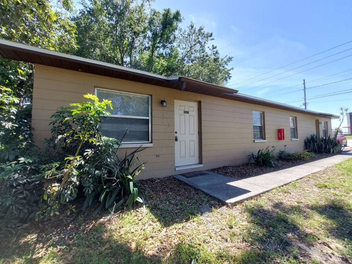 House for rent at 3732 County Line Rd, Lakeland, FL 33811