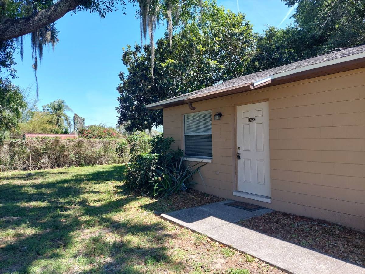 House for rent at 3732 County Line Rd, Lakeland, FL 33811