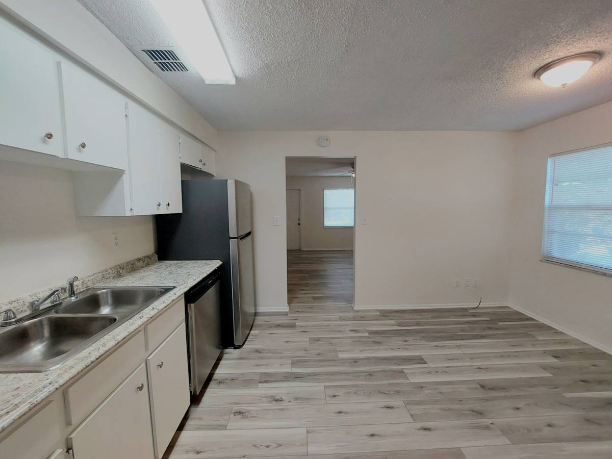 House for rent at 3732 County Line Rd, Lakeland, FL 33811